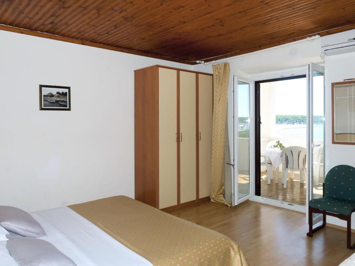 Apartment Ana - Rab166 By Interhome Barbat na Rabu Eksteriør bilde