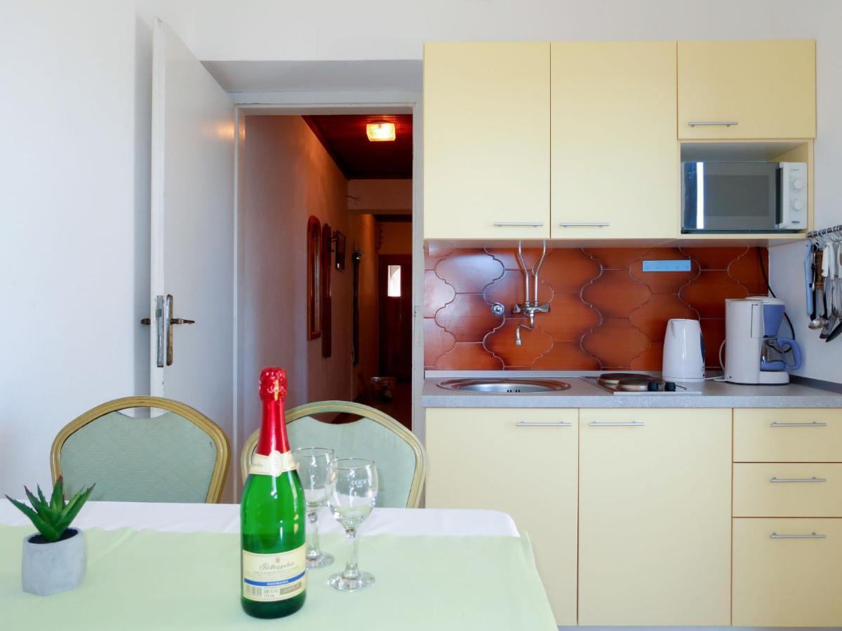Apartment Ana - Rab166 By Interhome Barbat na Rabu Eksteriør bilde